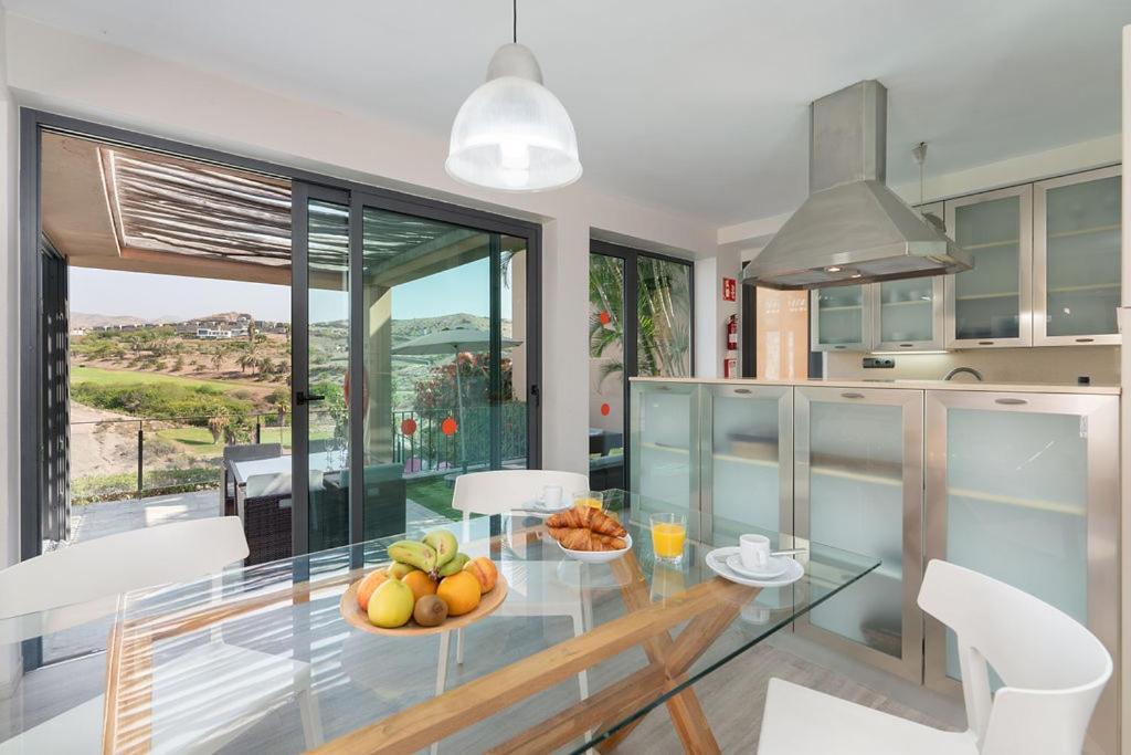 Villa Mit Pool Los Lagos 16 Salobre  Zewnętrze zdjęcie